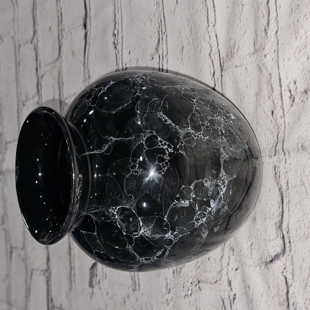 Vintage WANGS International black marble porcelain glossy small vase
